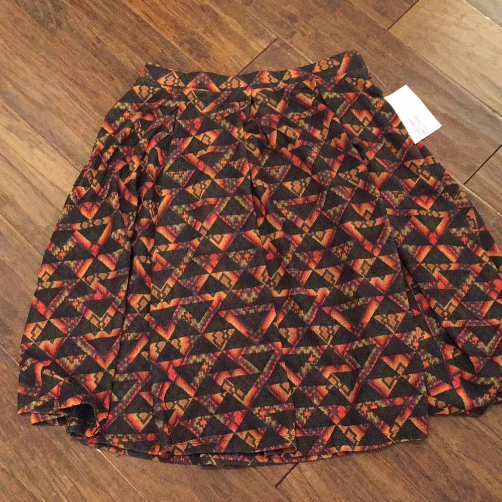 LulaRoe Madison skirt new! Size M